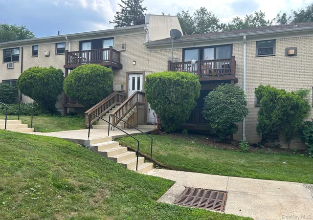 2nd image of 175 Sneden Pl #175, Ramapo, NY 10977 | MLS# 1030744