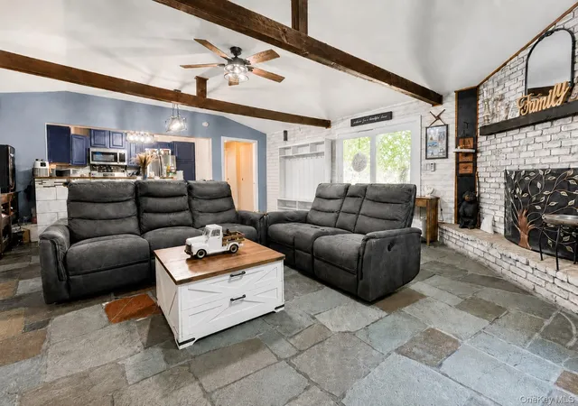 Photo 4 of Single family home for sale at 16 Upper Hillman Rd, Warwick (town), NY 10990 | MLS# 1030746 | Listing updated on 2026-09-24