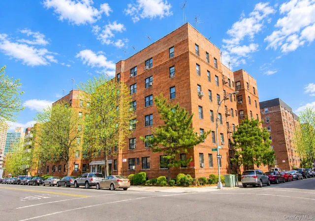 2nd image of 10010 67Th Rd, New York, NY 11375