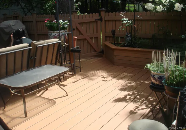 2nd image of 147-47 Charter, New York, NY 11435