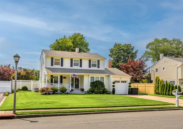 Photo 1 of Sale Pending at 334 Greenbelt Pkwy, Islip, NY 11742 | MLS# 1030764 | Listing updated on 2026-08-13
