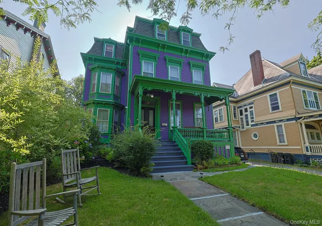 Photo 2 of Single family home for sale at 129 Academy St, Poughkeepsie, NY 12601 | MLS# 1030768 | Listing updated on 2026-09-18