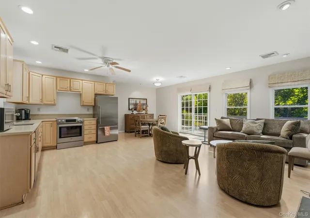Photo 1 of Single family home for sale at 136 Lake Rd, New Windsor, NY 12577 | MLS# 1030769 | Listing updated on 2026-09-12