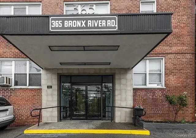 Condo for sale at 365 Bronx River Rd #4B, Yonkers, NY 10704 | MLS# 1030772