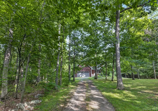 Photo 3 of Single family home for sale at 541 E Mountain Rd N, Philipstown, NY 10516 | MLS# 1030795 | Listing updated on 2026-08-25