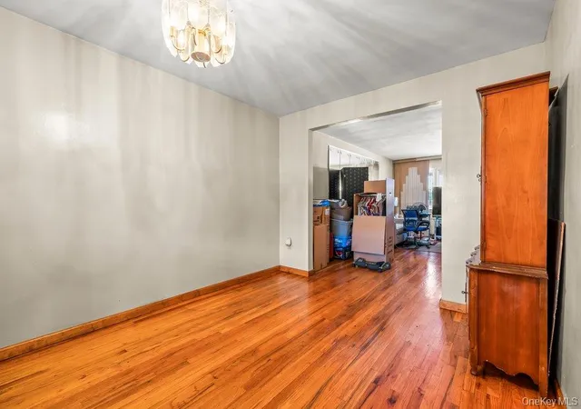 Listing Photo 5 - Condo for sale in building located at 868 E 216th St, New York, NY 10467