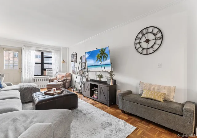 Photo 3 of House for sale at 325 Main St #1J, White Plains, NY 10601 | MLS# 1030837 | Listing updated on 2026-08-30