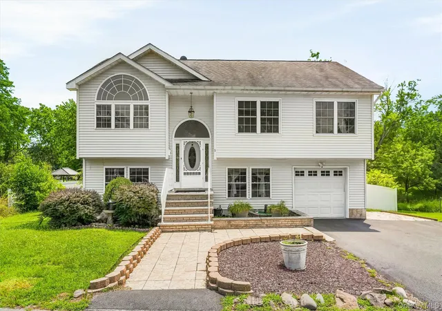 1st image of 9 Ashland Ave, Middletown, NY 10940 | MLS# 1030876