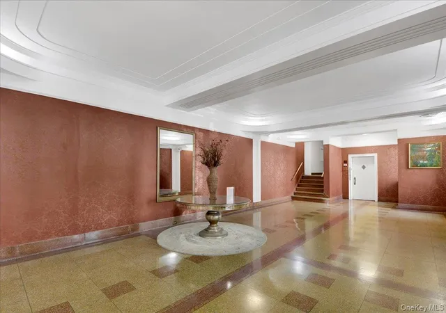 Photo 2 of Sale Pending at 210 Martine Ave #5F, White Plains, NY 10601 | MLS# 1030889 | Listing updated on 2026-09-01