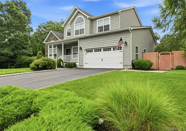 Photo 3 of Sale Pending at 2 Jane St, Brookhaven, NY 11764 | MLS# 1030898 | Listing updated on 2026-08-21