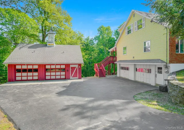 Photo 3 of Single family home for sale at 54 Bowe Ln, Beekman, NY 12540 | MLS# 1030911 | Listing updated on 2026-10-02
