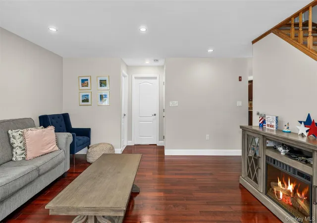 Photo 3 of Sale Pending at 432 Argyle Rd, North Hempstead, NY 11501 | MLS# 1030940 | Listing updated on 2026-08-08