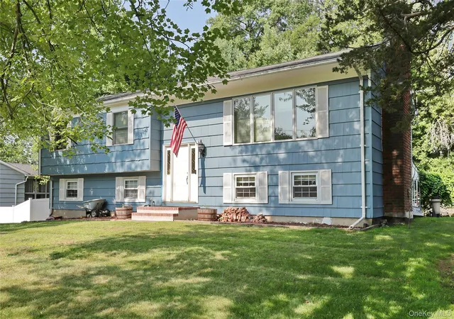 Photo 2 of Sale Pending at 561 Babbling Brk Ln, Clarkstown, NY 10989 | MLS# 1030958 | Listing updated on 2026-09-12