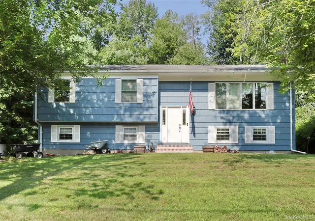 30th image of 561 Babbling Brook Ln, Clarkstown, NY 10989 | MLS# 1030958