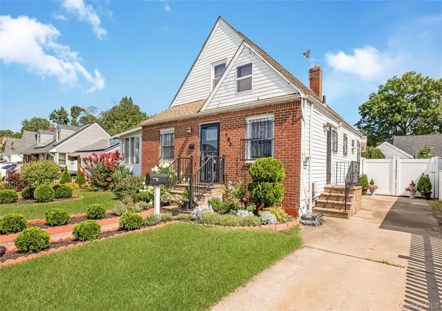 Photo 2 of Single family home for sale at 133 Booth St, Hempstead, NY 11550 | MLS# 1030962 | Listing updated on 2026-09-04