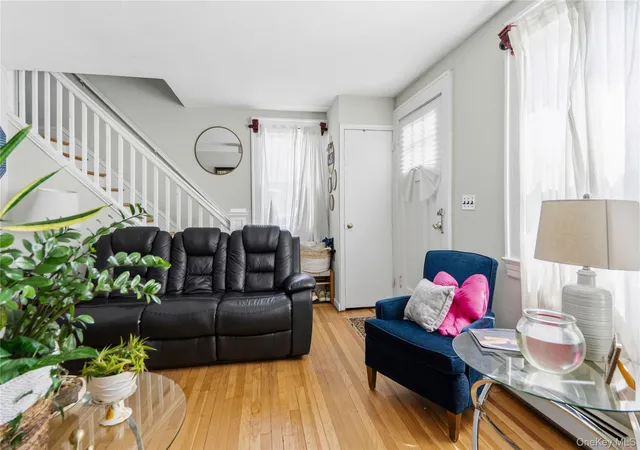 Photo 3 of Single family home for sale at 194 Woodfield Rd, Hempstead, NY 11552 | MLS# 1030969 | Listing updated on 2026-08-29