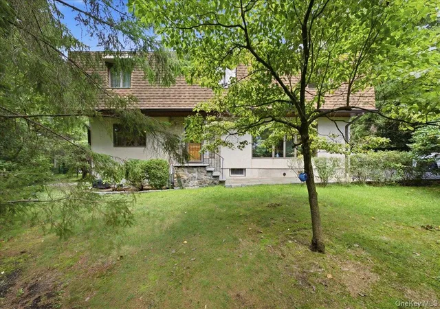 Photo 1 of Sale Pending at 15 Woodcrest Ter, Somers, NY 10501 | MLS# 1030977 | Listing updated on 2026-08-08