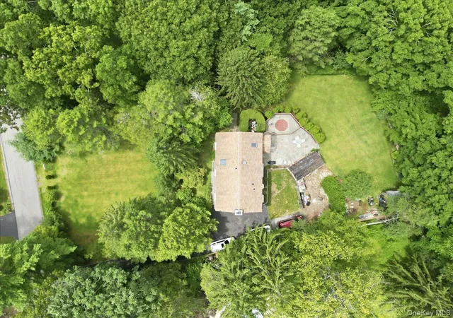Photo 45 of Sale Pending at 15 Woodcrest Ter, Somers, NY 10501 | MLS# 1030977 | Listing updated on 2026-08-08