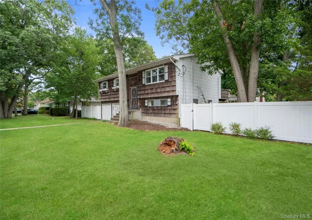 Photo 3 of Sale Pending at 8 Rodney Ave, Islip, NY 11752 | MLS# 1030978 | Listing updated on 2026-09-01