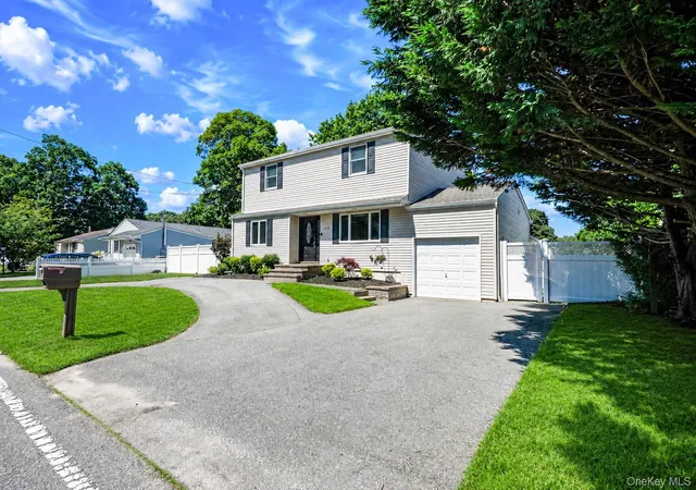 Photo 2 of Sale Pending at 107 Terry Rd, Islip, NY 11782 | MLS# 1030989 | Listing updated on 2026-08-28