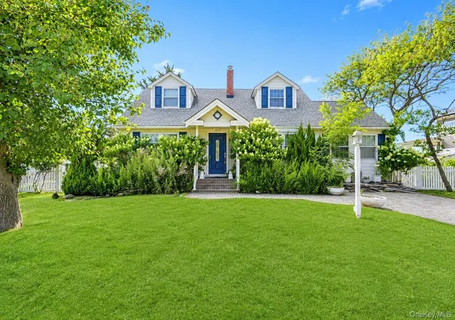 Photo 1 of Sale Pending at 62 Grandview Dr, Brookhaven, NY 11967 | MLS# 1031018 | Listing updated on 2026-08-15