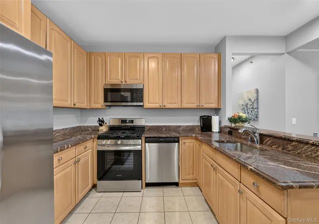 5th image of 24 N De Baun Ave #305, Ramapo, NY 10901 | MLS# 1031031