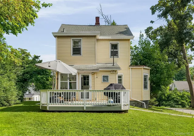 Photo 3 of Single family home for sale at 10 Park Ave, Woodbury, NY 10930 | MLS# 1031034 | Listing updated on 2026-07-28