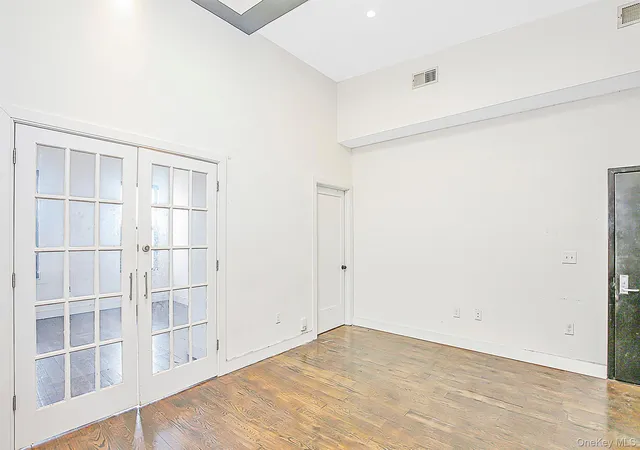Photo 4 of House for sale at 99 Eldert St, New York, NY 11207 | MLS# 1031035 | Listing updated on 2026-08-31