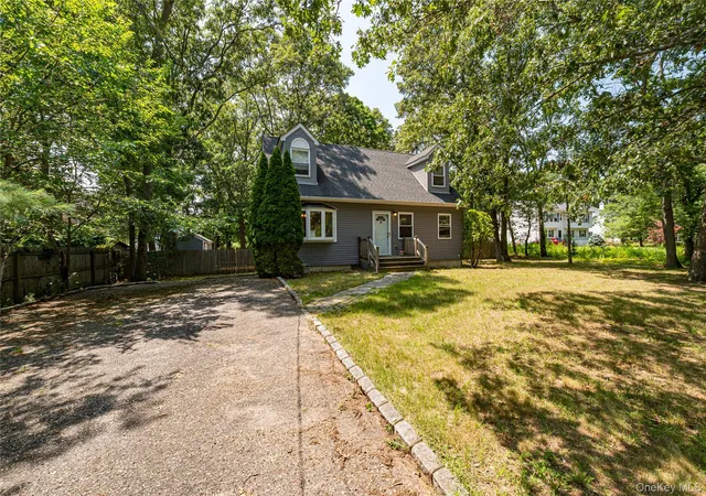 Photo 2 of Sale Pending at 252 Oxhead Rd, Brookhaven, NY 11720 | MLS# 1031038 | Listing updated on 2026-09-22