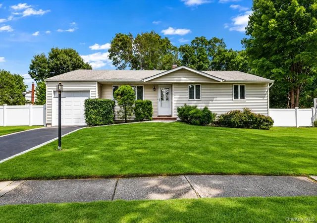 Photo 1 of Sale Pending at 51 Longworth Ave, Huntington, NY 11746 | MLS# 1031057 | Listing updated on 2026-08-23