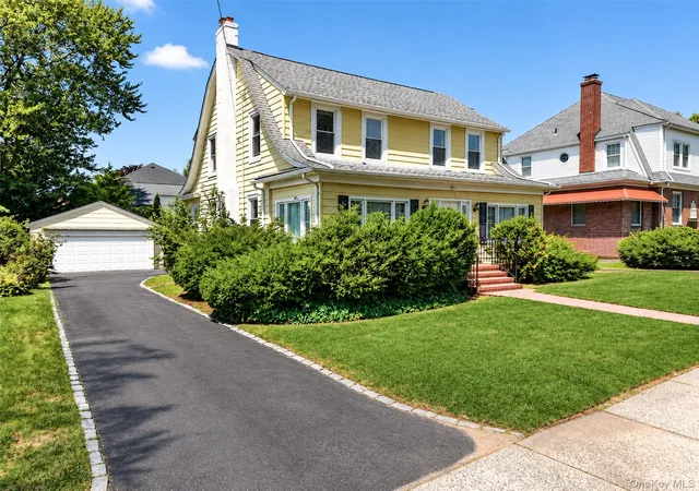 Photo 3 of Single family home for sale at 3358 162nd Street, New York, NY 11358 | MLS# 1031063 | Listing updated on 2026-07-28