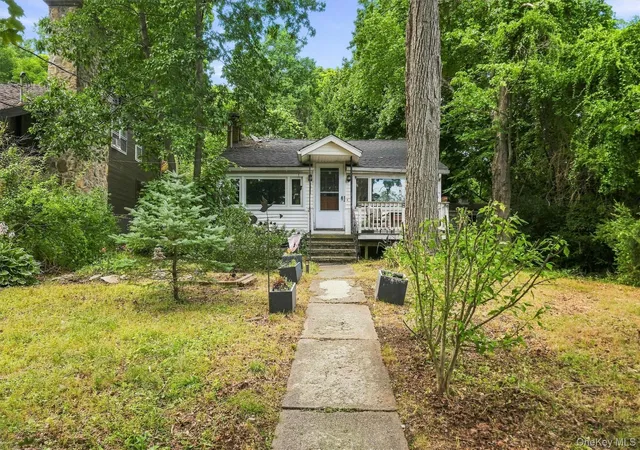 Photo 3 of Single family home for sale at 1555 Route 292, Pawling, NY 12531 | MLS# 1031078 | Listing updated on 2026-08-19