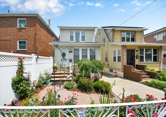 Single family home for sale at 322 Logan Ave, New York, NY 10465 | MLS# 1031107