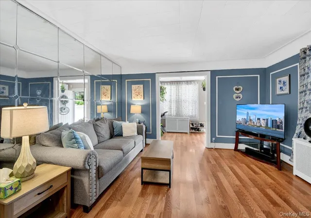 Photo 4 of Single family home for sale at 322 Logan Ave, New York, NY 10465 | MLS# 1031107 | Listing updated on 2026-10-03