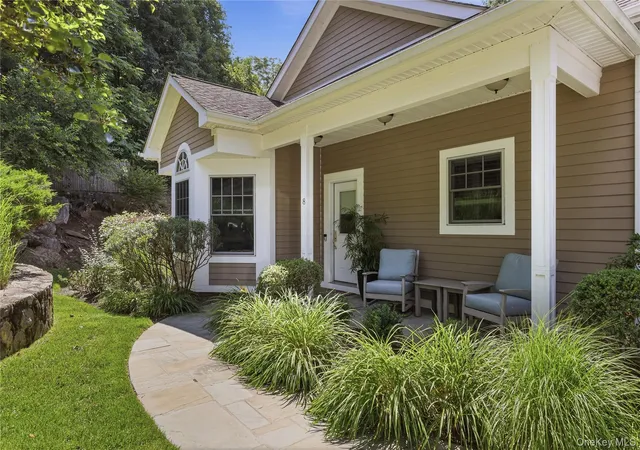 Photo 2 of Sale Pending at 8 Gerber Ct, Mount Kisco, NY 10549 | MLS# 1031110 | Listing updated on 2026-08-14