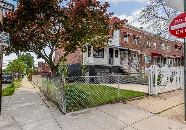 Photo 2 of Sale Pending at 1066 E 219th Street, New York, NY 10469 | MLS# 1031116 | Listing updated on 2026-08-08