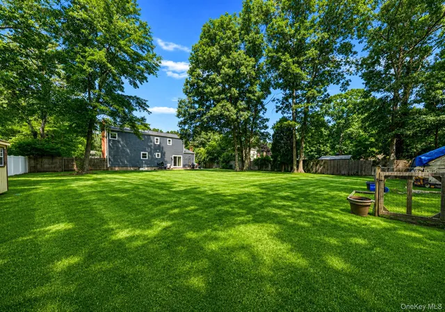 Photo 3 of Sale Pending at 10 Turnpike Blvd, Brookhaven, NY 11953 | MLS# 1031128 | Listing updated on 2026-08-17