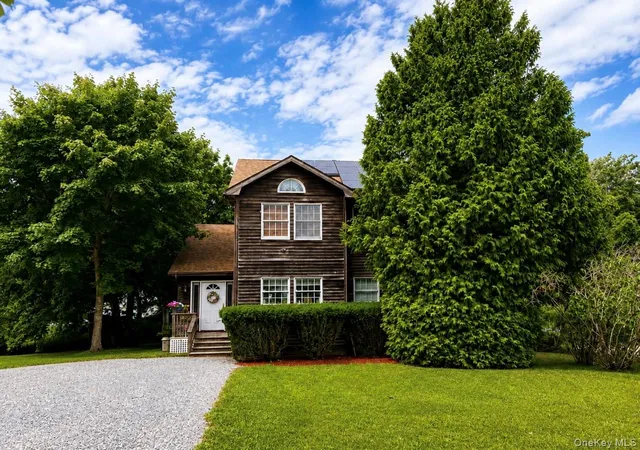 Photo 1 of Single family home for sale at 27 Depot Rd, Southampton, NY 11978 | MLS# 1031140 | Listing updated on 2026-09-06