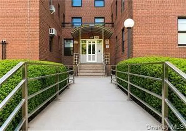 1st image of 2645 Homecrest Ave #3G, New York, NY 11235 | MLS# 1031188