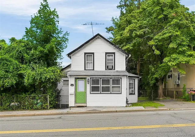 Photo 3 of Sale Pending at 96 Main St, Haverstraw, NY 10923 | MLS# 1031189 | Listing updated on 2026-08-08