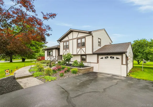 Photo 3 of Single family home for sale at 23 Buckingham Pl, Blooming Grove, NY 10992 | MLS# 1031191 | Listing updated on 2026-08-21
