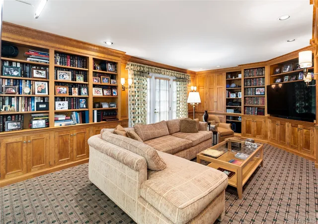 Photo 3 of Single family home for sale at 55 Old Logging Rd, Pound Ridge, NY 10506 | MLS# 1031198 | Listing updated on 2026-09-13