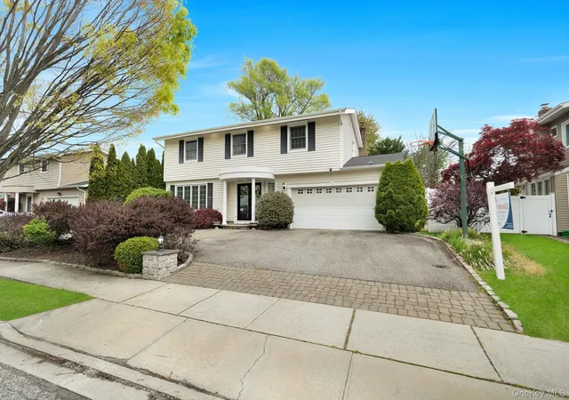 Photo 1 of Sale Pending at 20 Sagamore Way S, Oyster Bay, NY 11753 | MLS# 1031203 | Listing updated on 2026-09-04