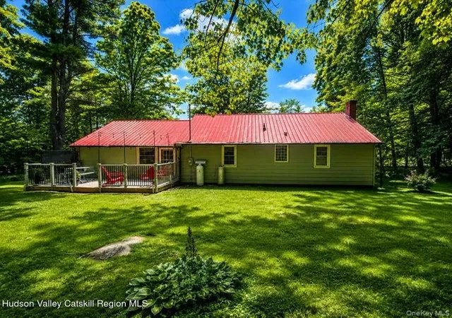 Photo 4 of Sale Pending at 2 Bonnie Brae Ln, Olive, NY 12481 | MLS# 1031212 | Listing updated on 2026-09-23