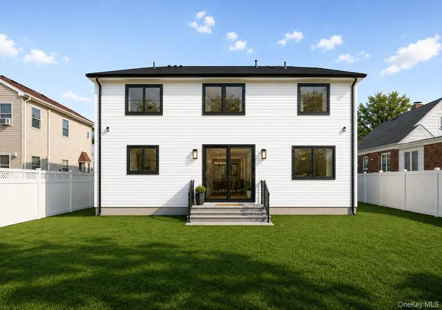 Photo 3 of Single family home for sale at 101 Home St, Hempstead, NY 11710 | MLS# 1031223 | Listing updated on 2026-07-31