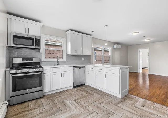 Photo 2 of Sale Pending at 492 Main St E, Harrison, NY 10604 | MLS# 1031278 | Listing updated on 2026-08-14