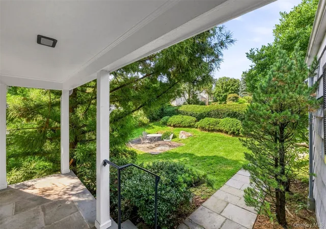 Photo 3 of Single family home for sale at 20 Bird Pl, White Plains, NY 10605 | MLS# 1031286 | Listing updated on 2026-09-05