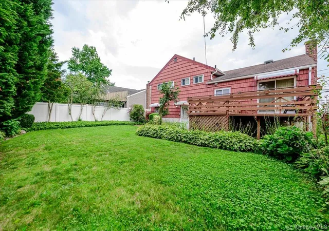 Photo 23 of Sale Pending at 377 Bellmore Rd, Hempstead, NY 11554 | MLS# 1031332 | Listing updated on 2026-08-30