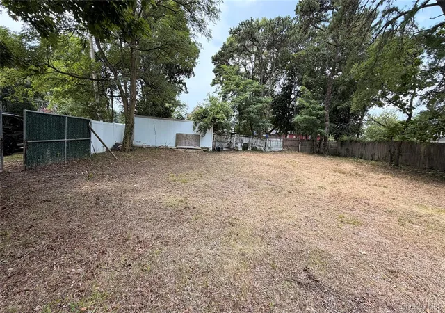 Photo 3 of Land for sale at Johnson St, Babylon, NY 11701 | MLS# 1031371 | Listing updated on 2026-07-28
