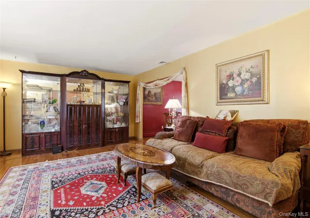 Photo 3 of Single family home for sale at 22 Clymer St, Brookhaven, NY 11776 | MLS# 1031407 | Listing updated on 2026-08-09